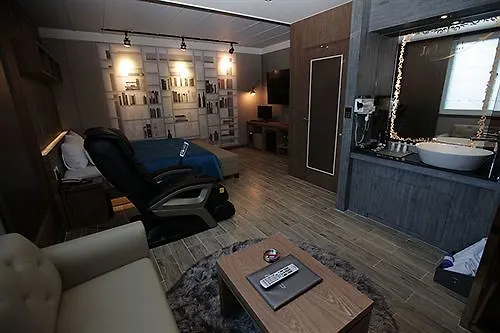 Hotel Airport Пусан